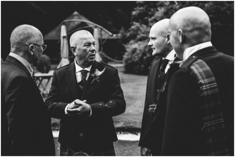 groom and his groomsmen