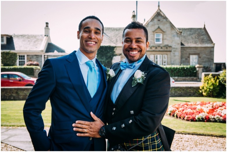 groom and groomsmen