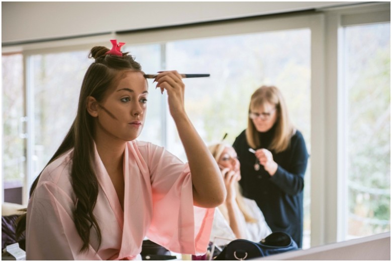 bride getting ready