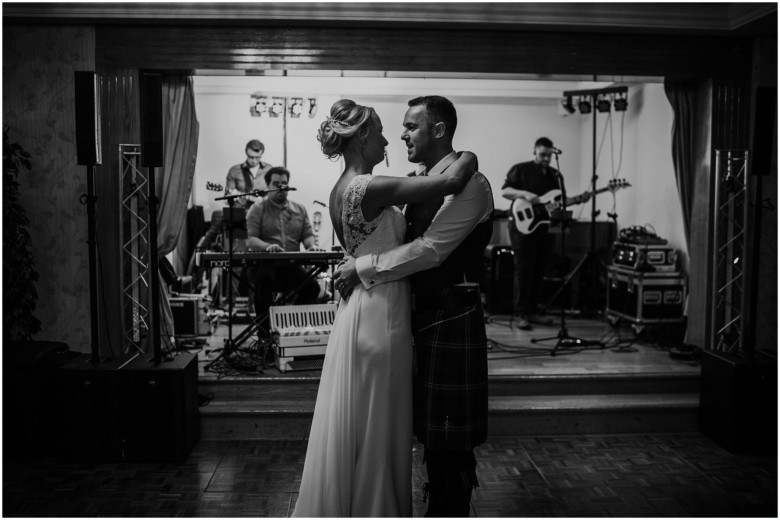 bride and groom first dance