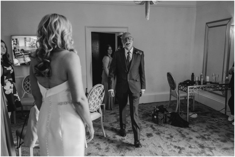 bride and her bridesmaids getting ready