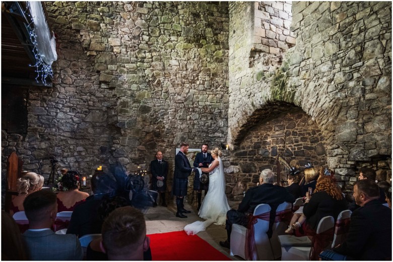 bride and groom wedding ceremony