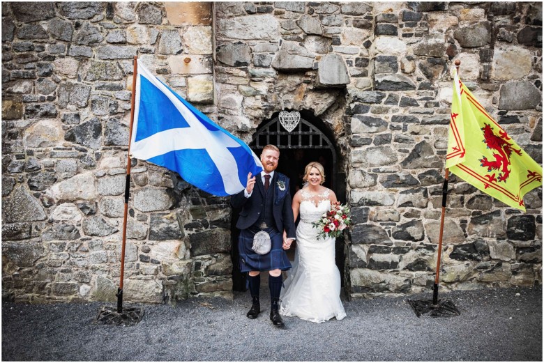 bride and groom wedding ceremony