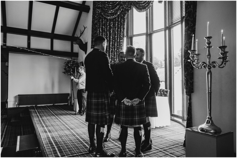 groom and his groomsmen